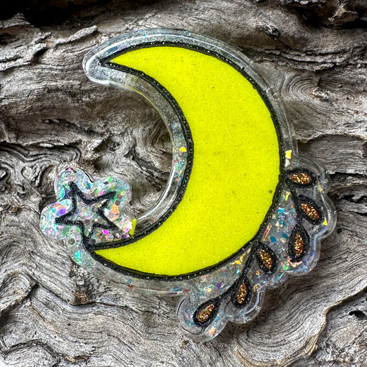 Crescent Moon with Vine and Star Detail